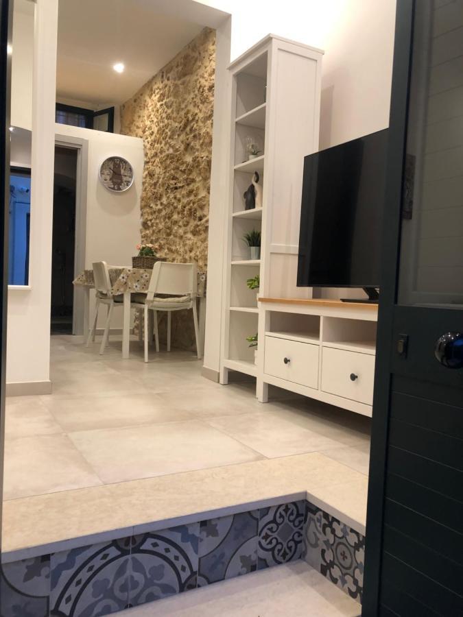 Tannur Del Carmine Villa Noto Bagian luar foto