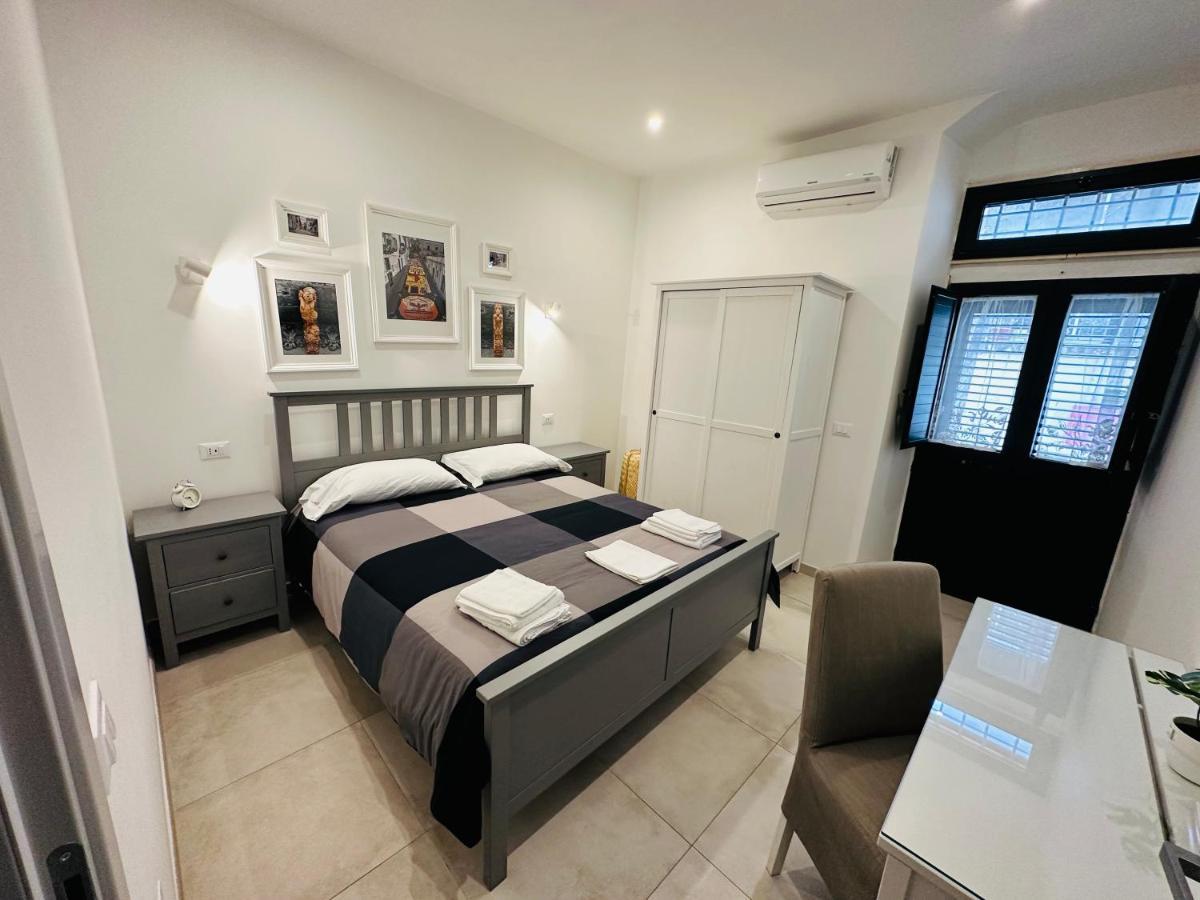 Tannur Del Carmine Villa Noto Bagian luar foto