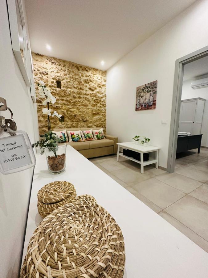 Tannur Del Carmine Villa Noto Bagian luar foto